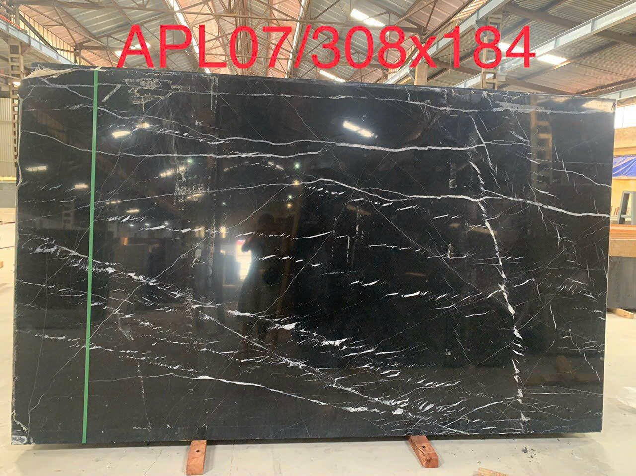 Marquina 1