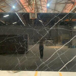 Marquina 4